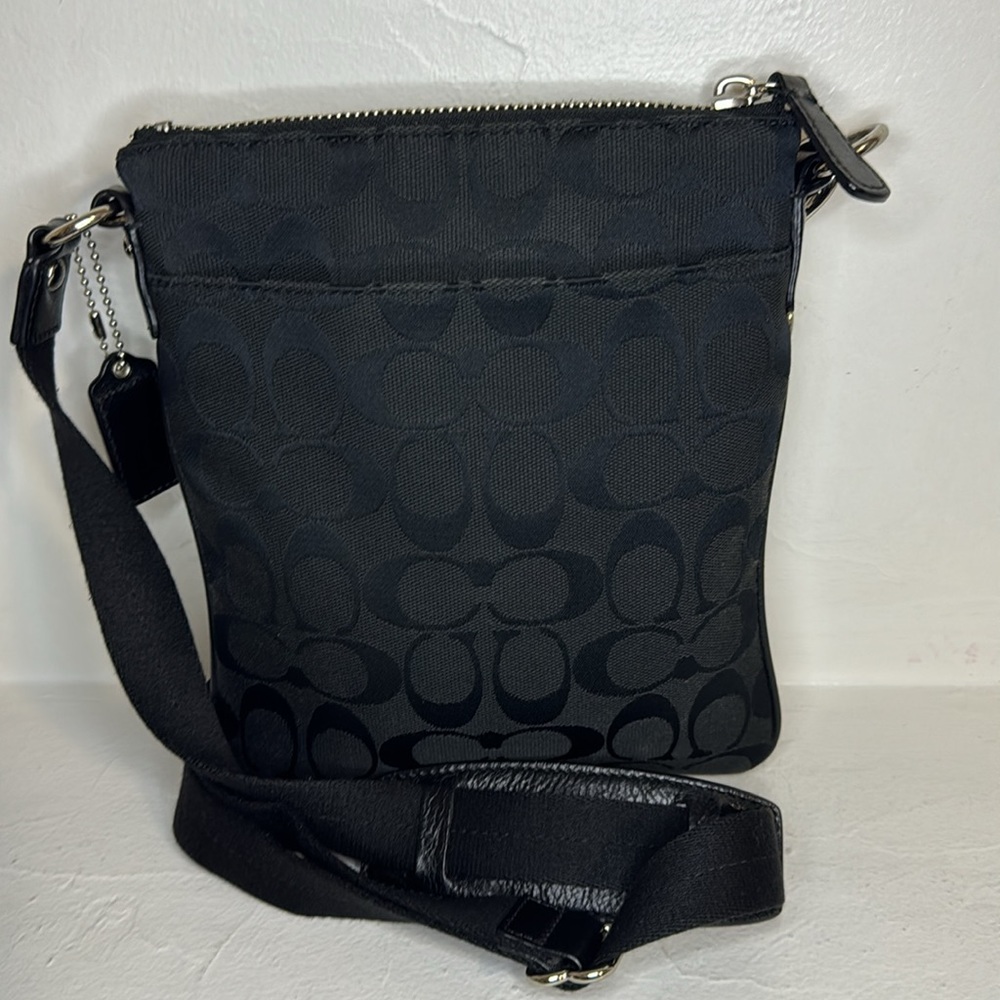 Coach Sutton signature black canvas & leather crossbody - Picture 3 of 12
